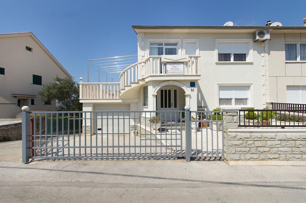 Apartments Mare Trogir Exterior photo